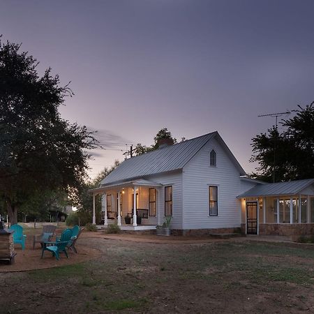 Mustard Seed B&B On The Llano Buitenkant foto