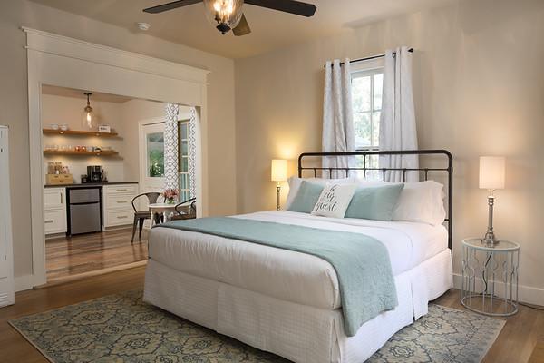 Mustard Seed B&B On The Llano Buitenkant foto